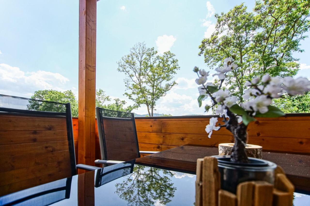 Auszeit Steiraland 7 Mit Ueberdachten Balkon Und Parkplatz Leoben  Bagian luar foto