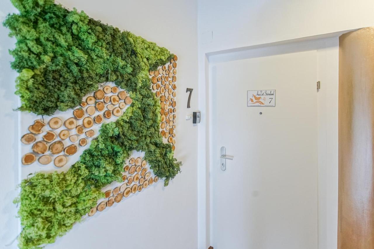 Auszeit Steiraland 7 Mit Ueberdachten Balkon Und Parkplatz Leoben  Bagian luar foto